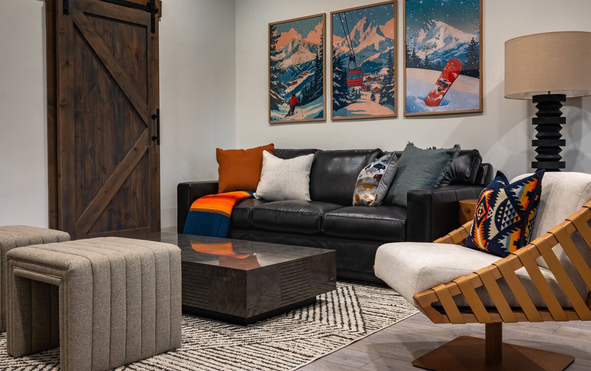 First Tracks Lodge