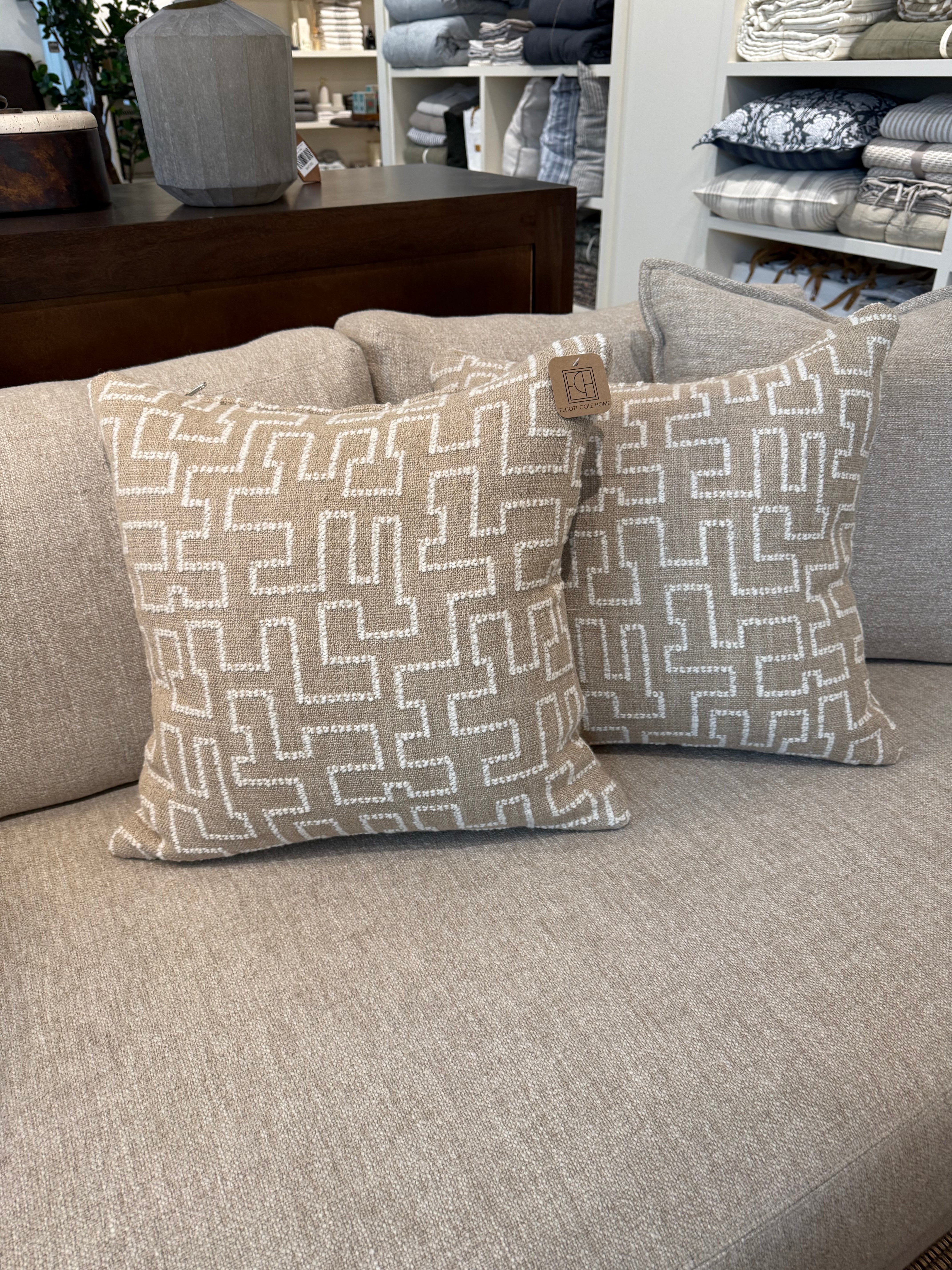 Montana Linen Pillow & Insert – Square – 19" x 19"
